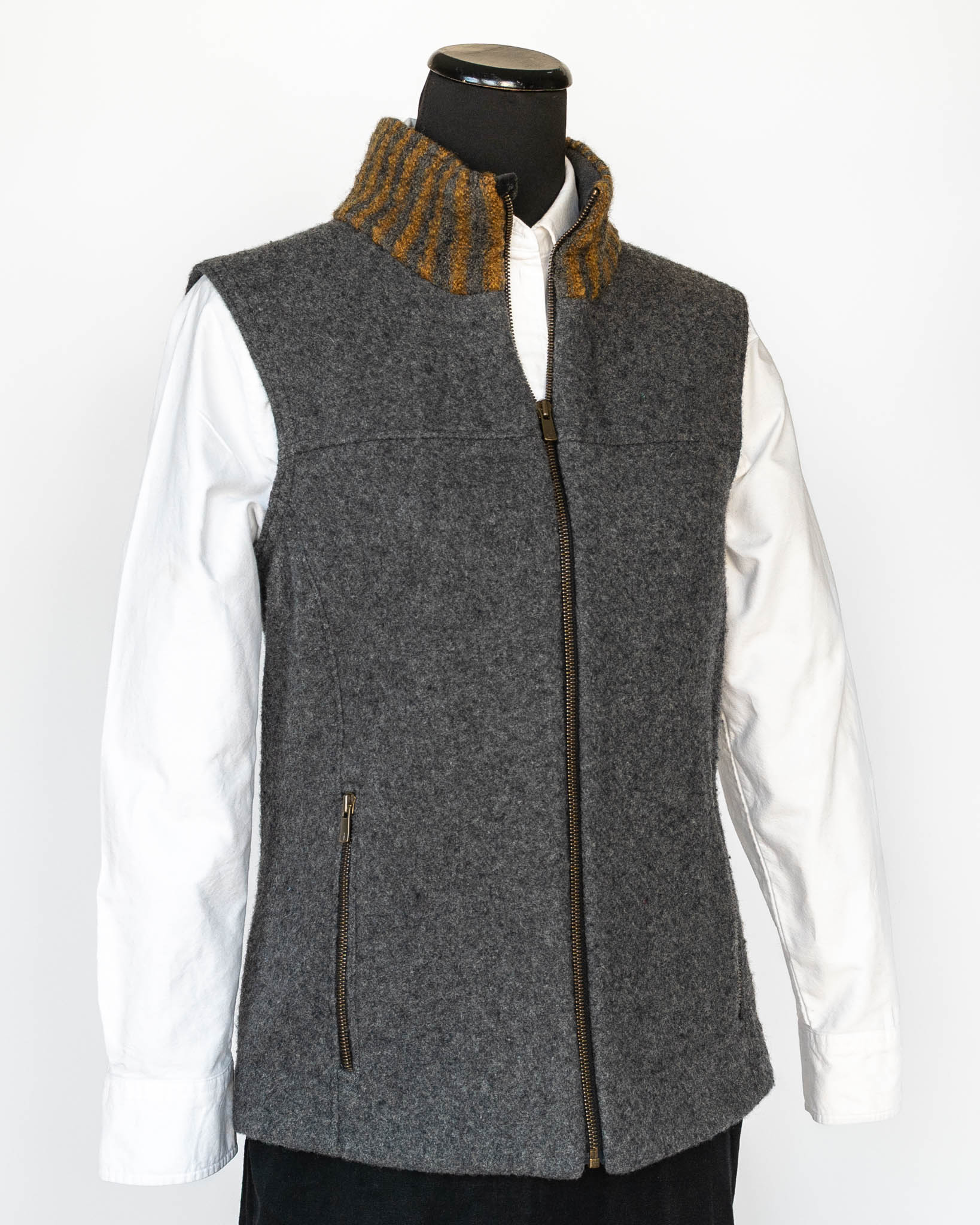 womens-zip-vest-core-collection-1